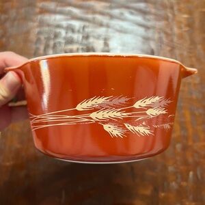 PYREX | Autumn Harvest vintage round casserole with lid